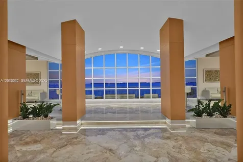 808 Brickell Key Drive Miami FL 33131