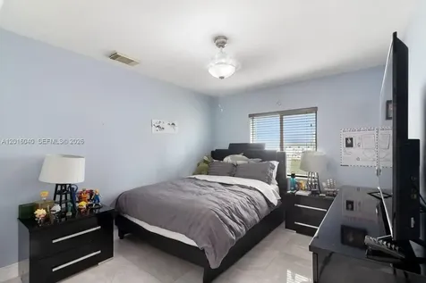 5605 NW 109th Avenue Doral FL 33178