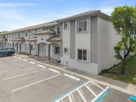 5605 NW 109th Avenue Doral FL 33178