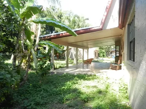 18950 SW 240th Street Homestead FL 33031
