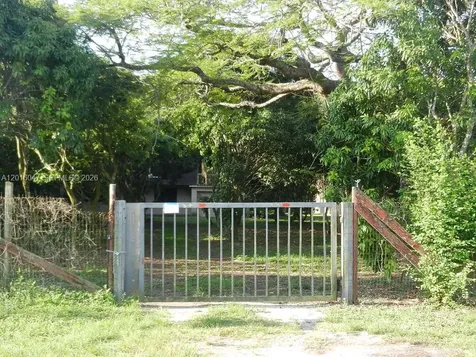 18950 SW 240th Street Homestead FL 33031