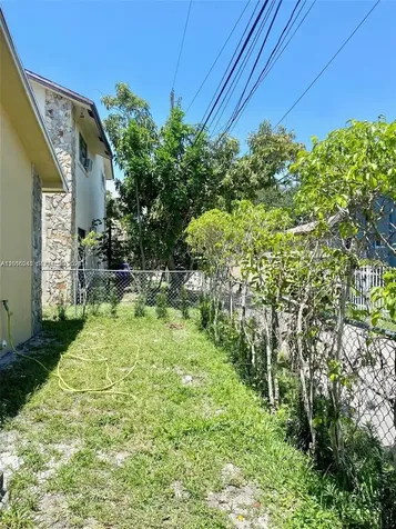 2345 Douglas Street Hollywood FL 33020