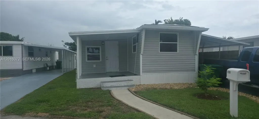 1730 SW 85th Avenue Davie FL 33324