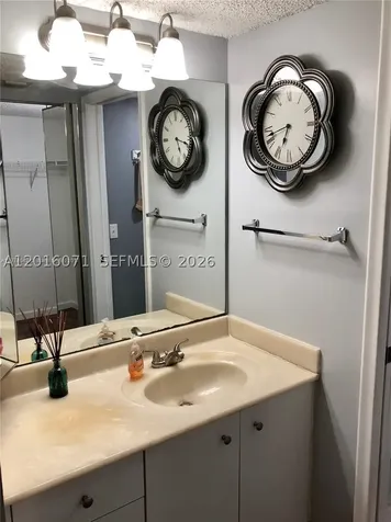 1300 SW 125th Avenue Pembroke Pines FL 33027