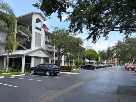 1300 SW 125th Avenue Pembroke Pines FL 33027