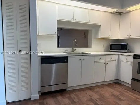 1300 SW 125th Avenue Pembroke Pines FL 33027