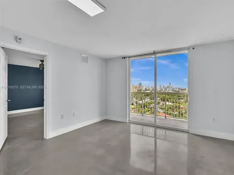 816 NW 11th Street Miami FL 33136