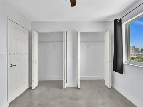 816 NW 11th Street Miami FL 33136