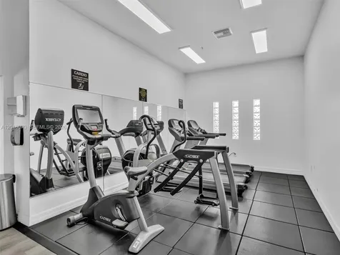 816 NW 11th Street Miami FL 33136