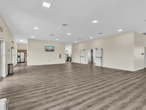 816 NW 11th Street Miami FL 33136