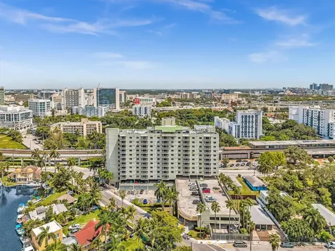 816 NW 11th Street Miami FL 33136