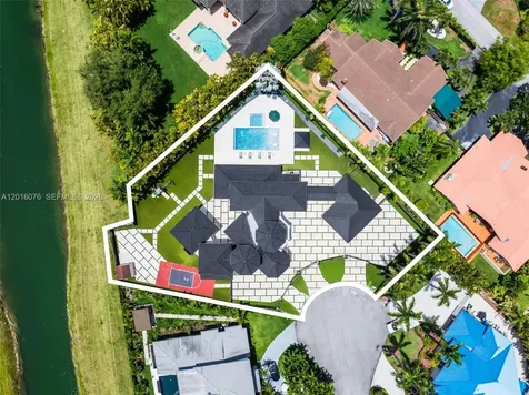 9881 SW 148th Terrace Miami FL 33176