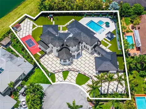 9881 SW 148th Terrace Miami FL 33176