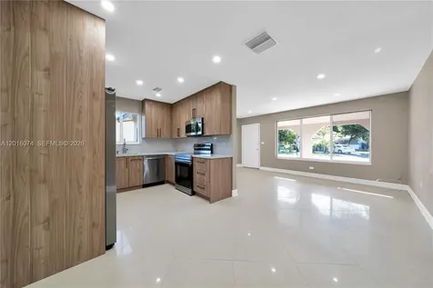 2512 Alcazar Drive Miramar FL 33023