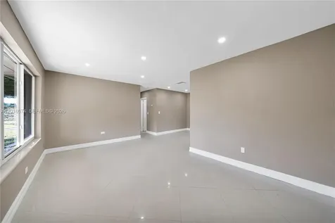 2512 Alcazar Drive Miramar FL 33023