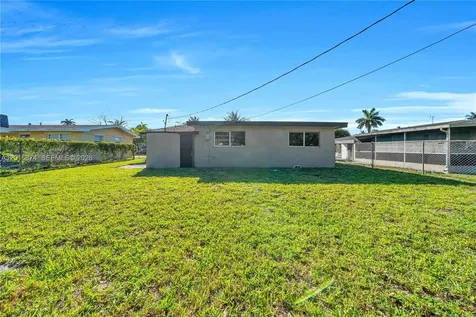 2512 Alcazar Drive Miramar FL 33023