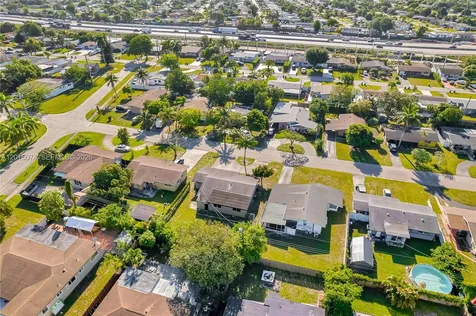 2512 Alcazar Drive Miramar FL 33023