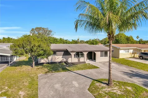2512 Alcazar Drive Miramar FL 33023