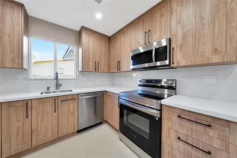 2512 Alcazar Drive Miramar FL 33023