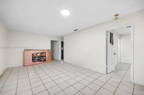 2352 NW 102nd Street Miami FL 33147