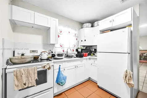 2352 NW 102nd Street Miami FL 33147