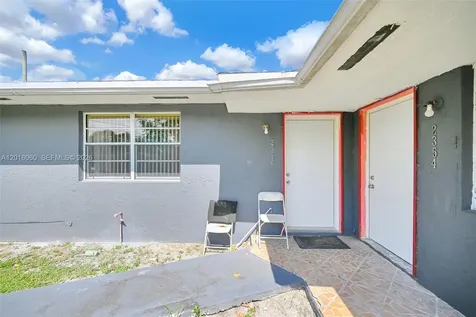 2352 NW 102nd Street Miami FL 33147