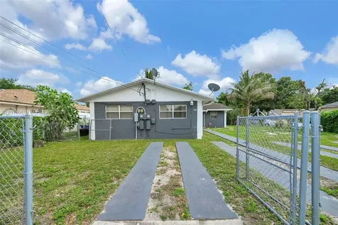 2352 NW 102nd Street Miami FL 33147