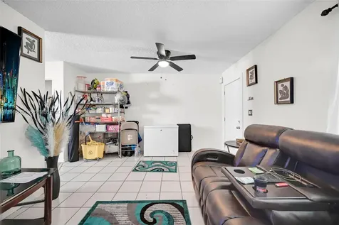 2352 NW 102nd Street Miami FL 33147