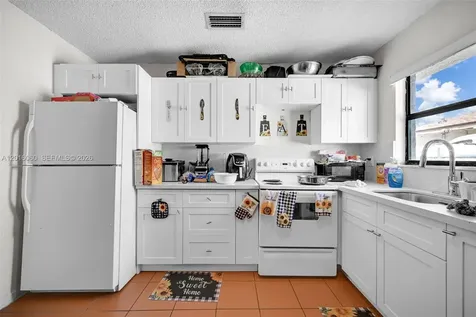 2352 NW 102nd Street Miami FL 33147