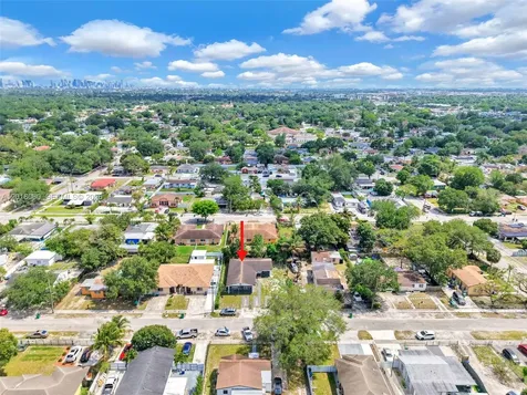 2352 NW 102nd Street Miami FL 33147