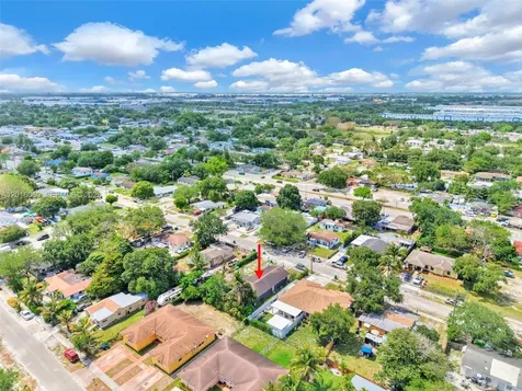 2352 NW 102nd Street Miami FL 33147
