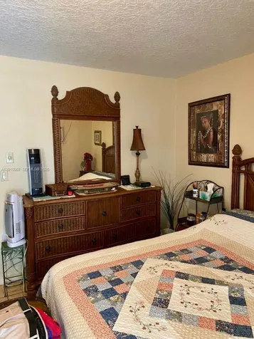 15610 NE 6th Avenue Miami FL 33162