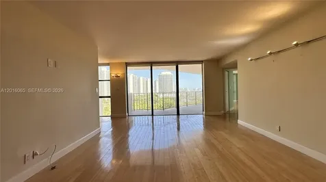 18181 NE 31st Court Aventura FL 33160