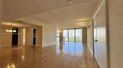 18181 NE 31st Court Aventura FL 33160