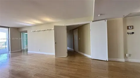 18181 NE 31st Court Aventura FL 33160