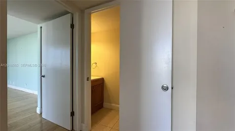 18181 NE 31st Court Aventura FL 33160