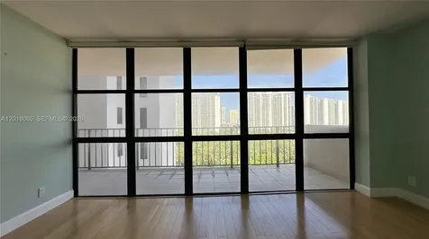 18181 NE 31st Court Aventura FL 33160