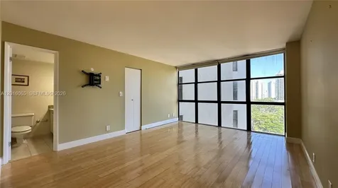 18181 NE 31st Court Aventura FL 33160
