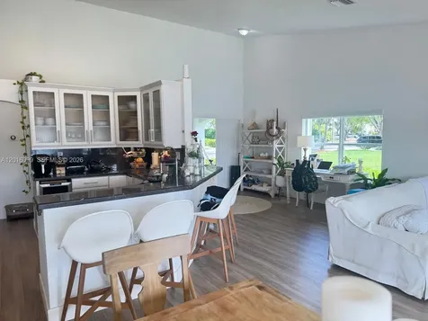 6389 NW 109th Avenue Doral FL 33178
