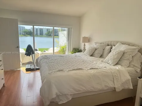 6389 NW 109th Avenue Doral FL 33178