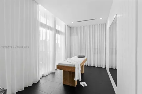 2000 S Metropica Way Sunrise FL 33323