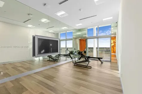 2000 S Metropica Way Sunrise FL 33323