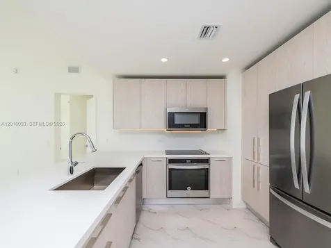 2000 S Metropica Way Sunrise FL 33323
