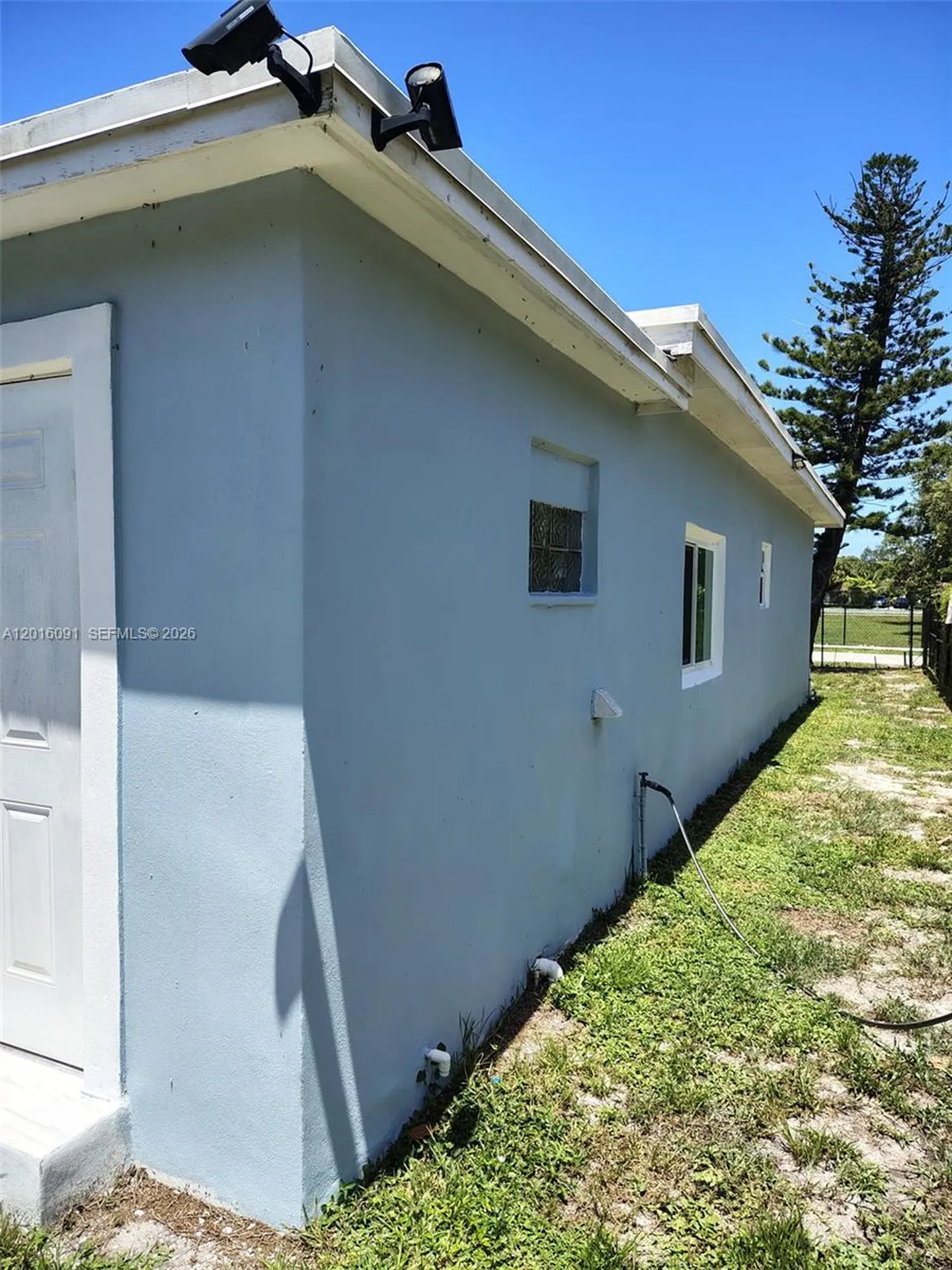 311 NW 28th Way Fort Lauderdale FL 33311