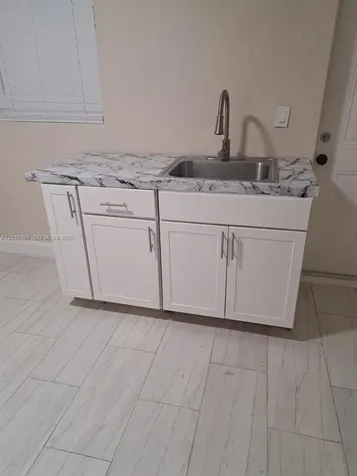 311 NW 28th Way Fort Lauderdale FL 33311