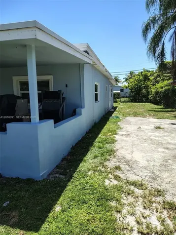 311 NW 28th Way Fort Lauderdale FL 33311