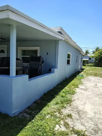 311 NW 28th Way Fort Lauderdale FL 33311