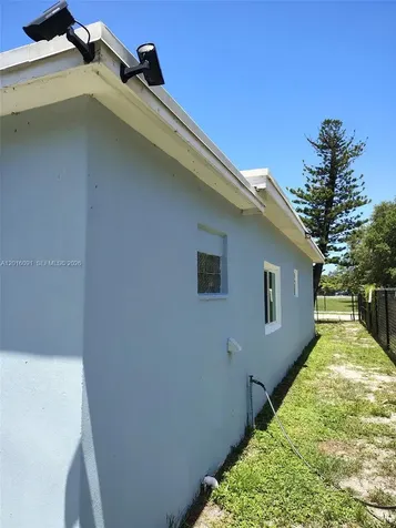 311 NW 28th Way Fort Lauderdale FL 33311