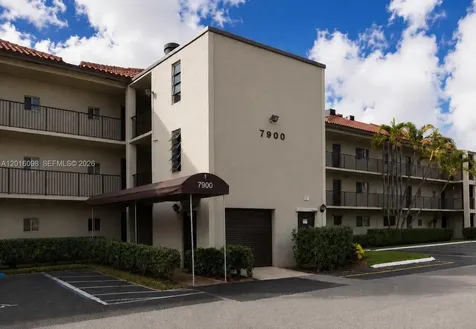 7900 NW 50th Street Lauderhill FL 33351