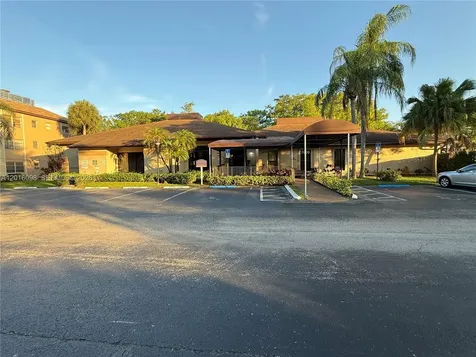 7900 NW 50th Street Lauderhill FL 33351